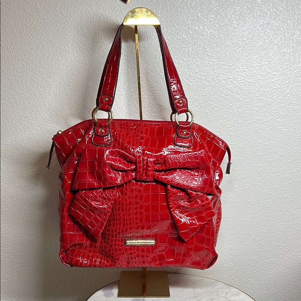 VINTAGE XOXO Red Crocodile-Embossed Shoulder Bag with Bow. Like new